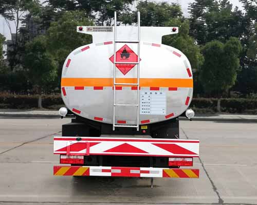 楚飞牌CLQ5181GYY6E型运油车