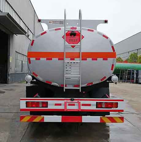 楚飞牌CLQ5320GRY6ZZ型易燃液体罐式运输车