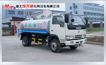 大型苗圃种植需要什么样的喷洒设备